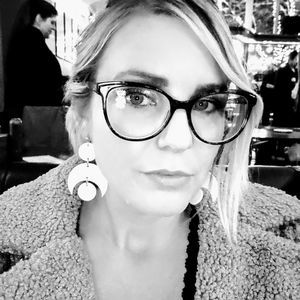 Meet your Posher, Miqua